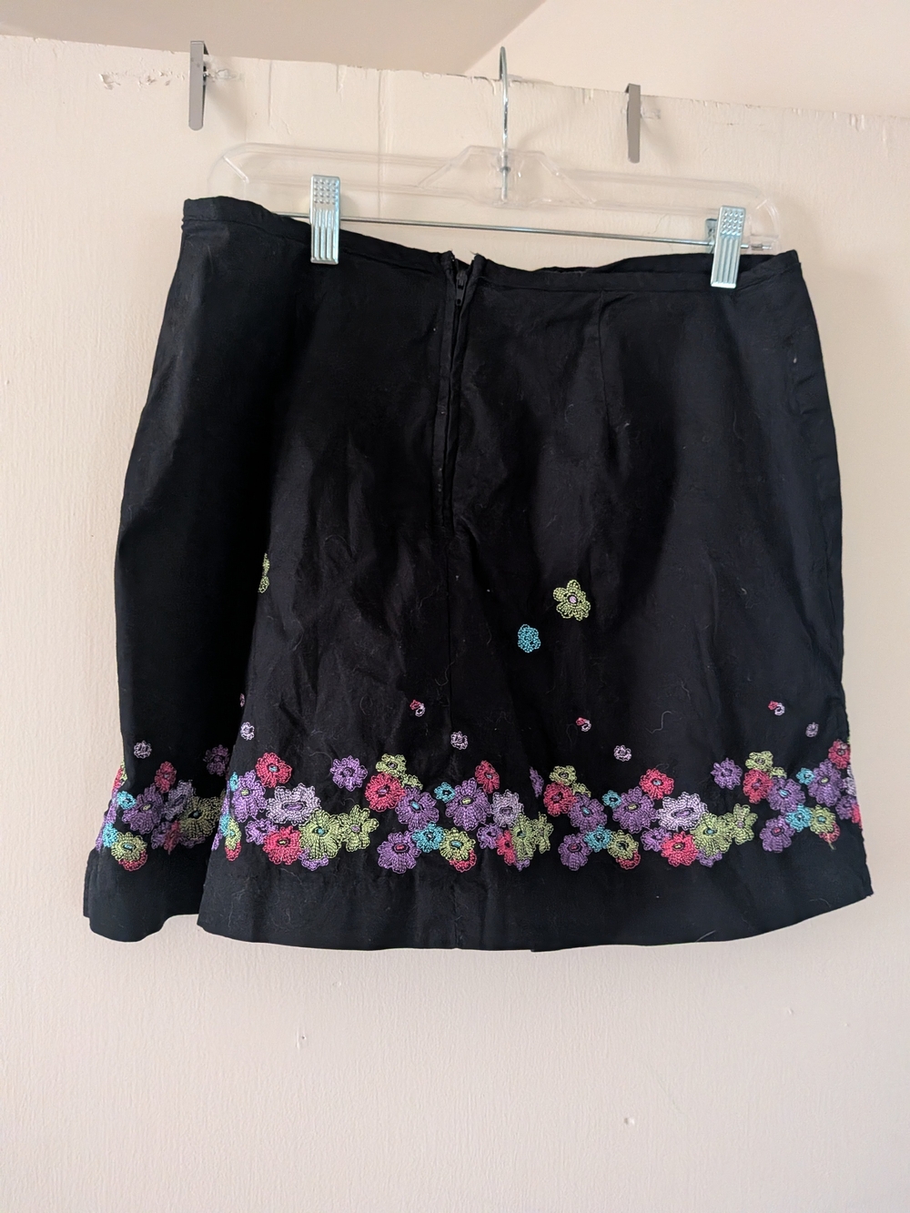 Black skort with Multicolor Floral Embroidery